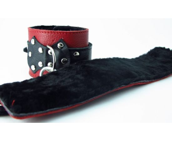 Наручники BDSM Арсенал С Натуральным Мехом, Красные, фото 